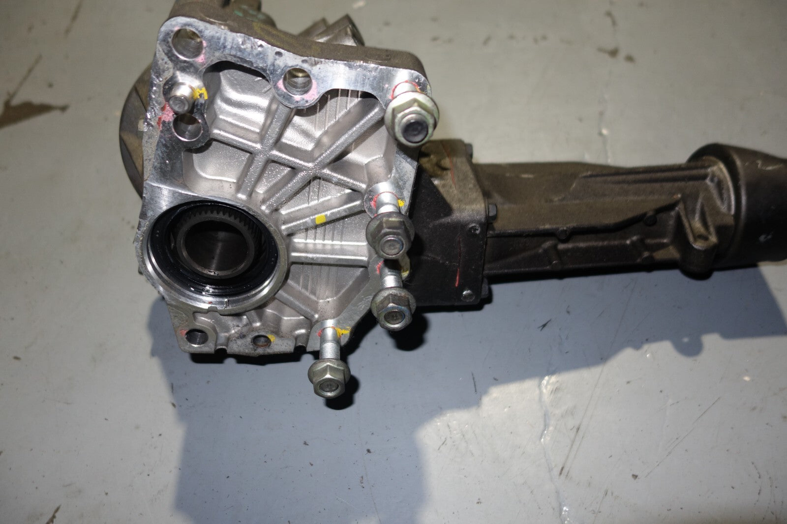 JDM 2011-2019 TOYOTA SIENNA TRANSFER CASE DIFFERENTIAL 2GR 3.5L LOW MILEAGE