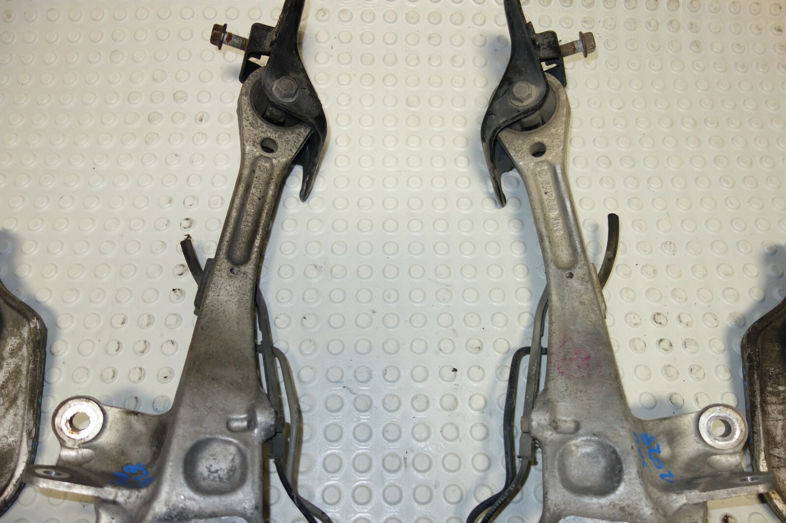 JDM Subaru Legacy Spec-B Aluminum Rear Trailing Arms 2005 2006 2007 2008 2009