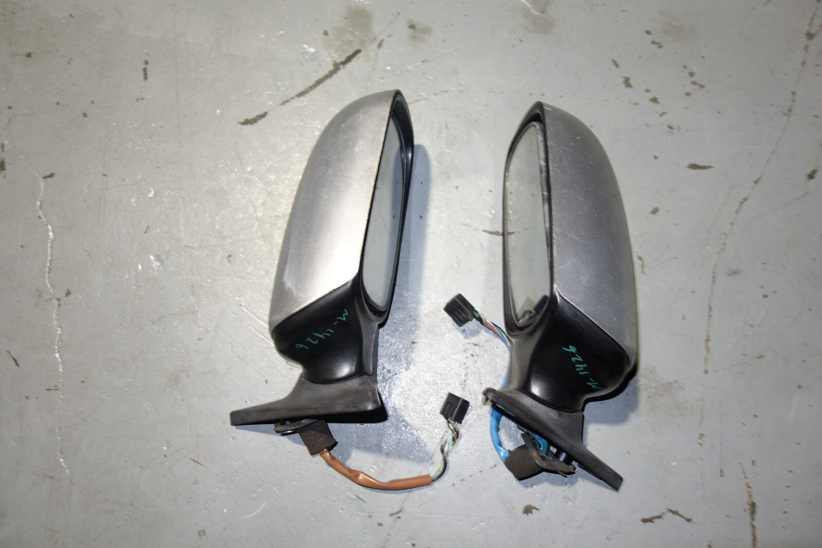 JDM SUBARU FORESTER SG5 OEM POWER FOLDING MIRRORS OPTIONAL COVER AUTO FLIP 03-05