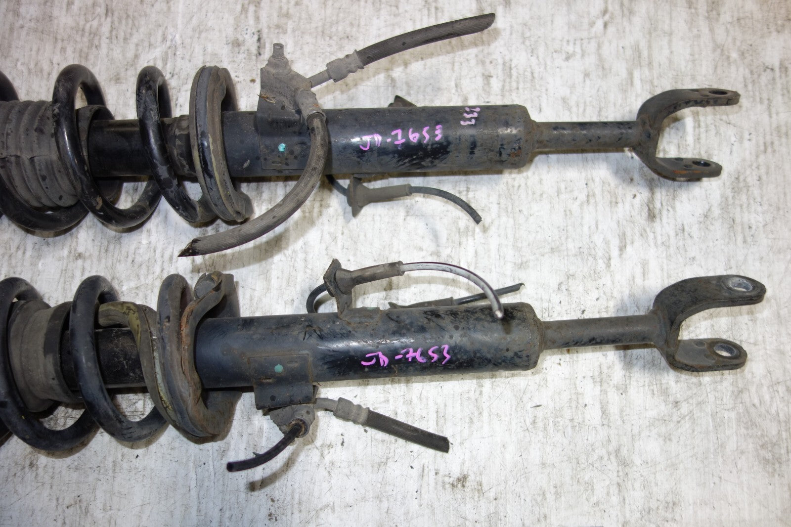 JDM Nissan 350z / G35 Coupe OEM Front & Rear SUSPENSION SHOCK ABSORBERS 2003-09