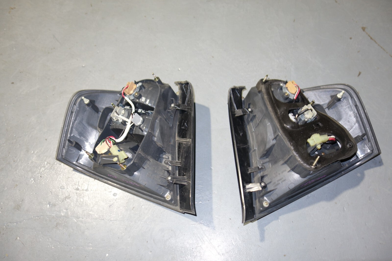 JDM Subaru Legacy OEM Left & Right Tail Lights Lamps Sedan LH RH 2005 2006 2007