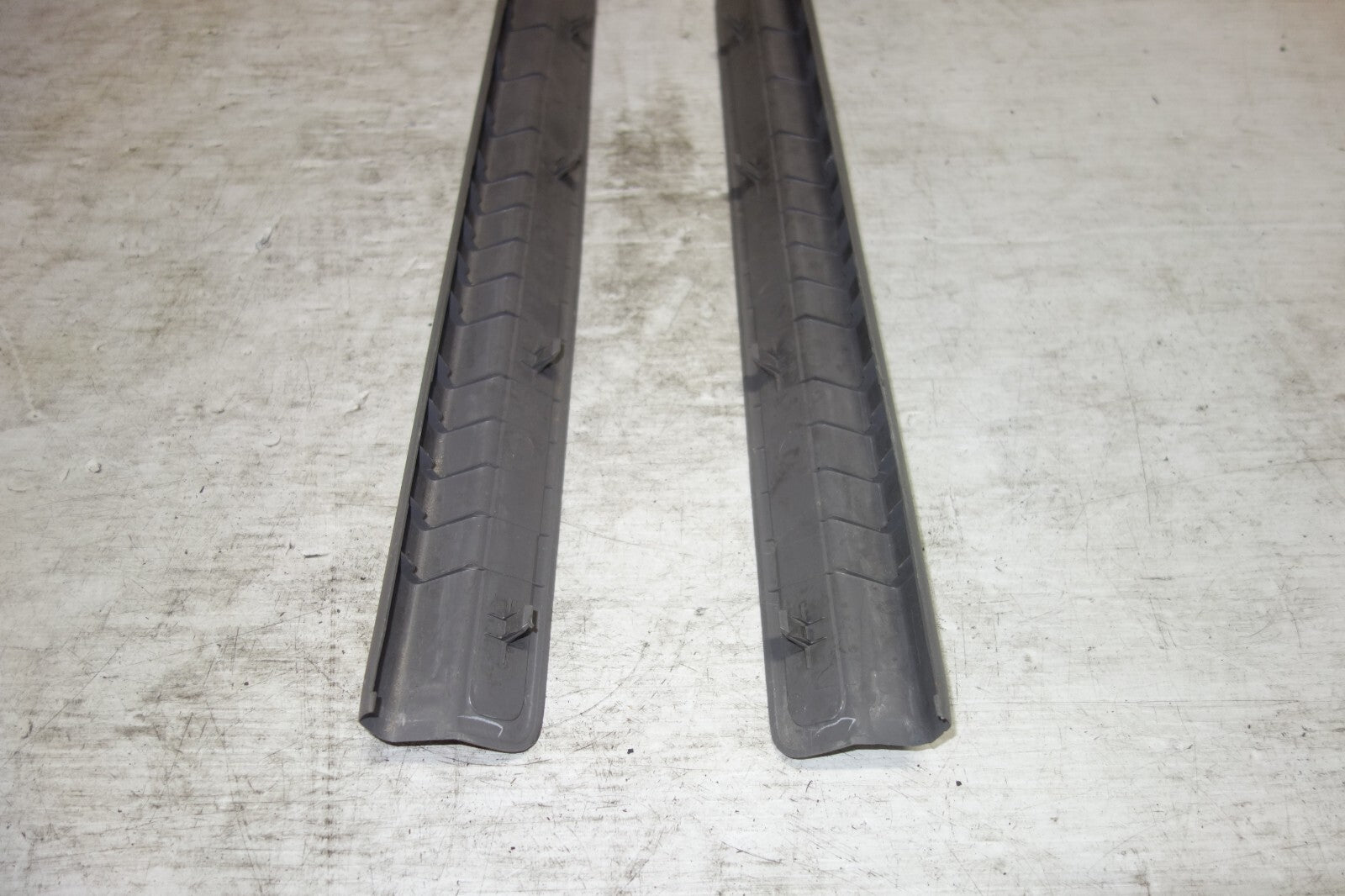 Subaru Forester Door Sills Genuine Rh LH 2003-2008