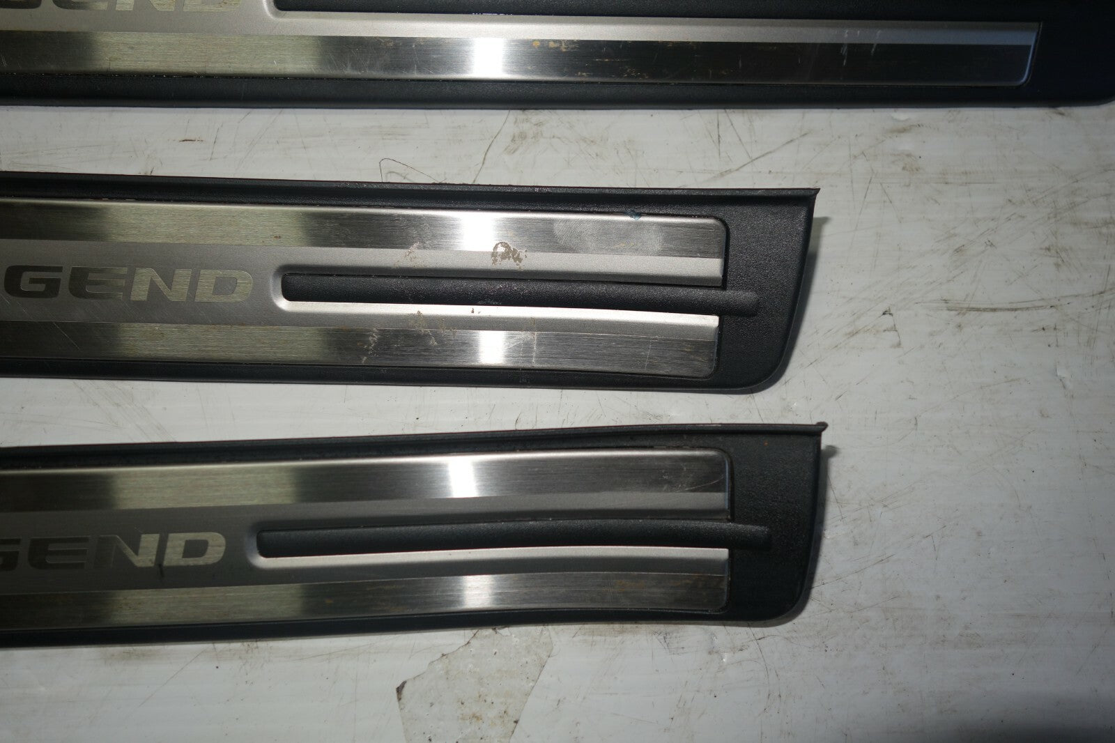 JDM 2005-2008 ACURA RL HONDA LEGEND OEM DOOR SILLS TRIM SCUFF PLATES SIDE STEPS