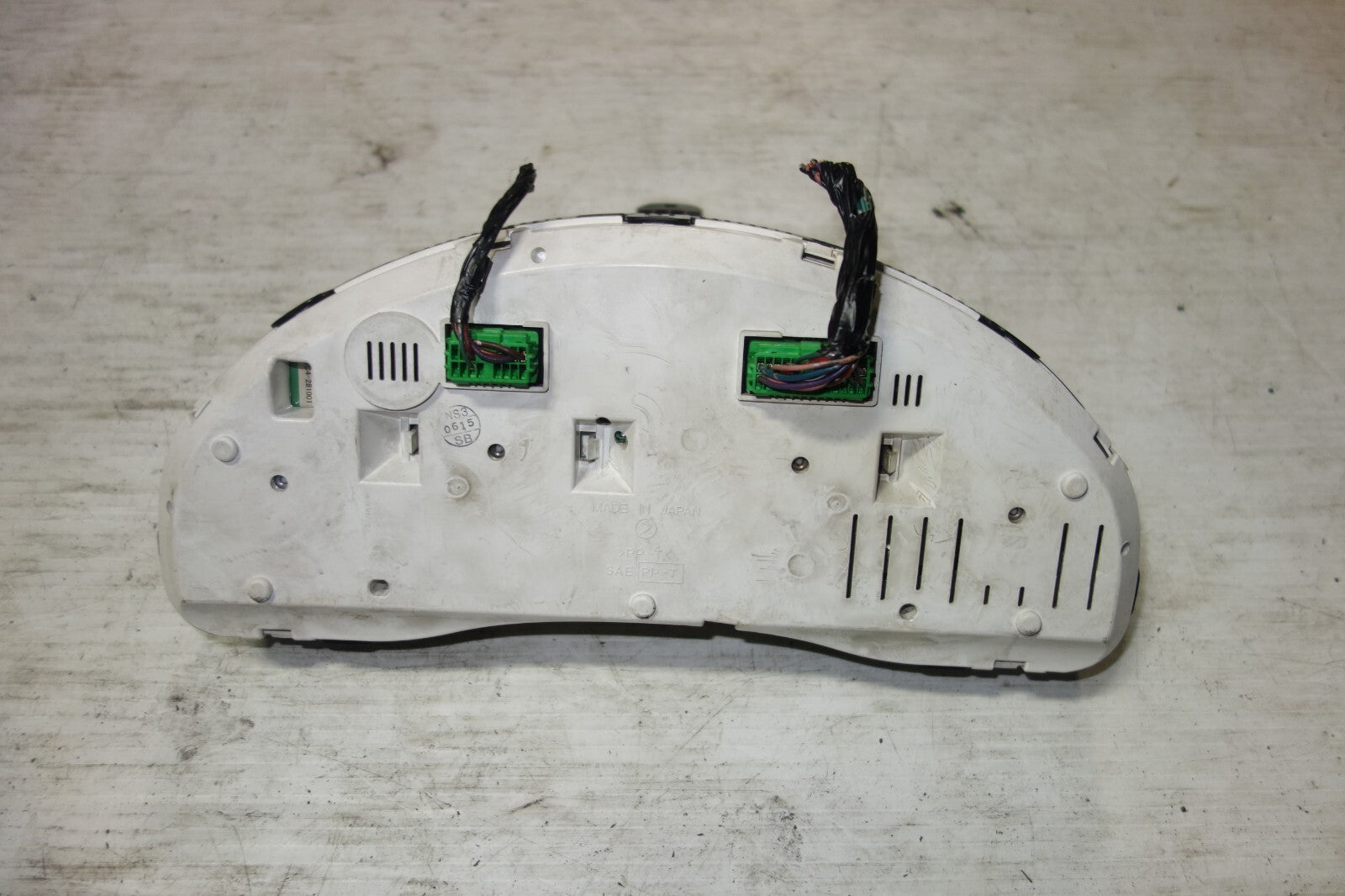 JDM 2005-2007 Subaru Legacy BL5 BP5 Gauge Cluster Speedometer Instrument M/T