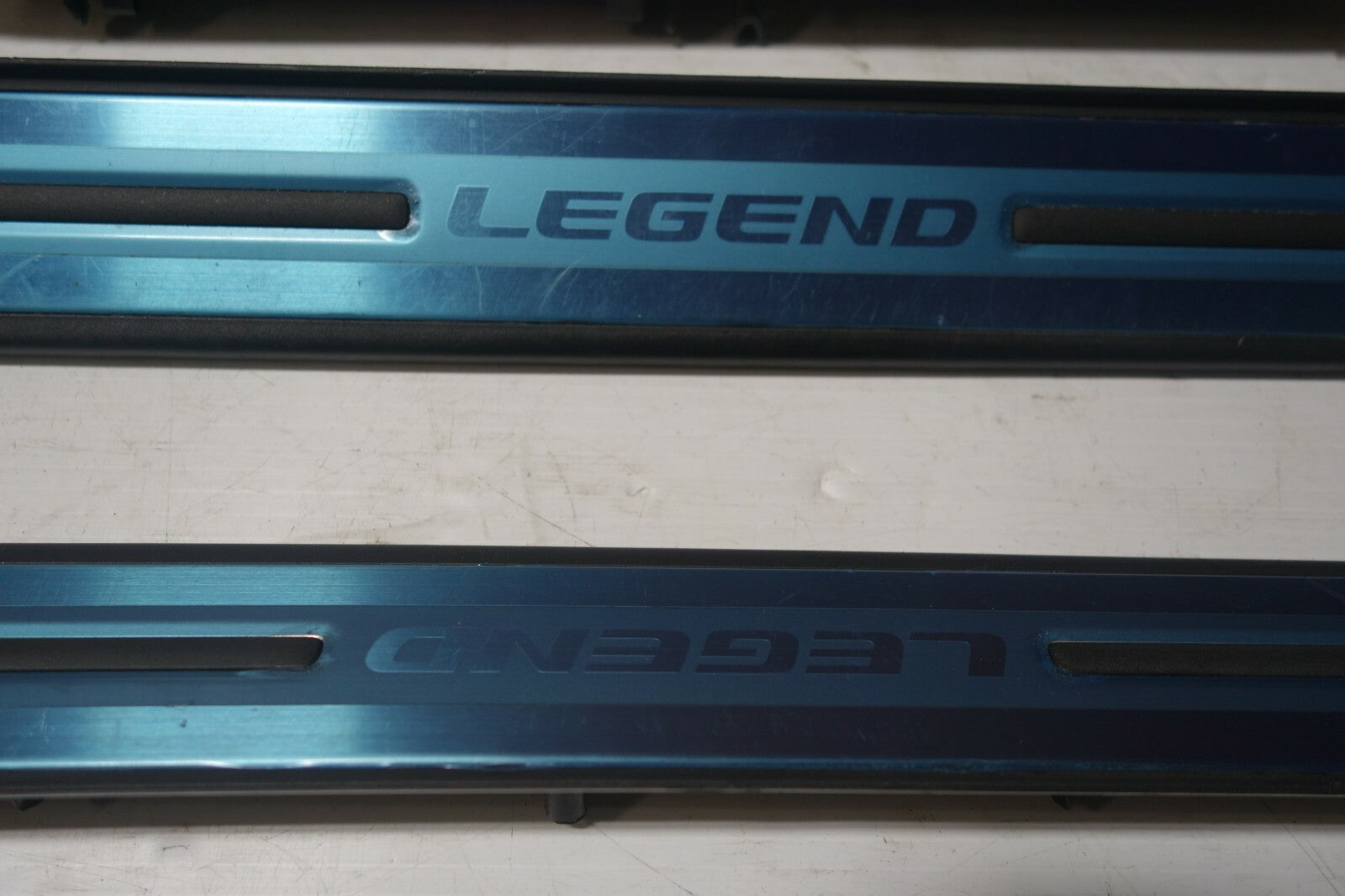 JDM 2005-2008 GENUINE ACURA RL OEM DOOR SILLS TRIM SCUFF PLATES SIDE STEPS