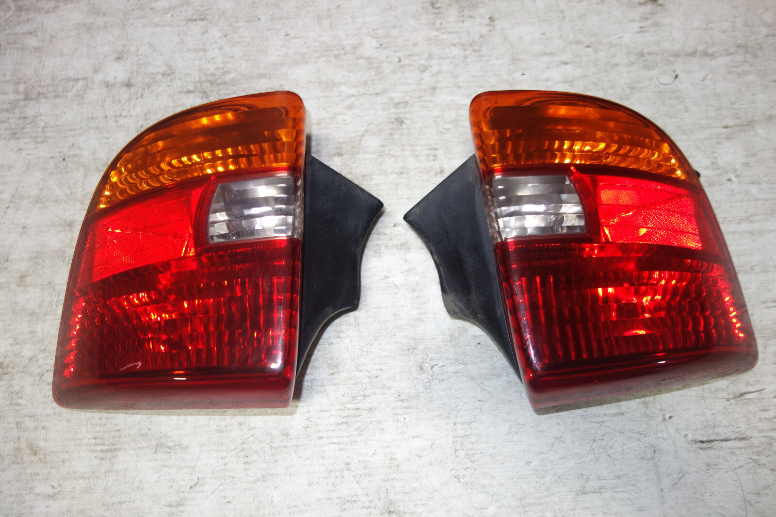 JDM Toyota Celica GT GT-S OEM Tail Lights Lamps 2001-2003 Spec ZZT231 ZZT230