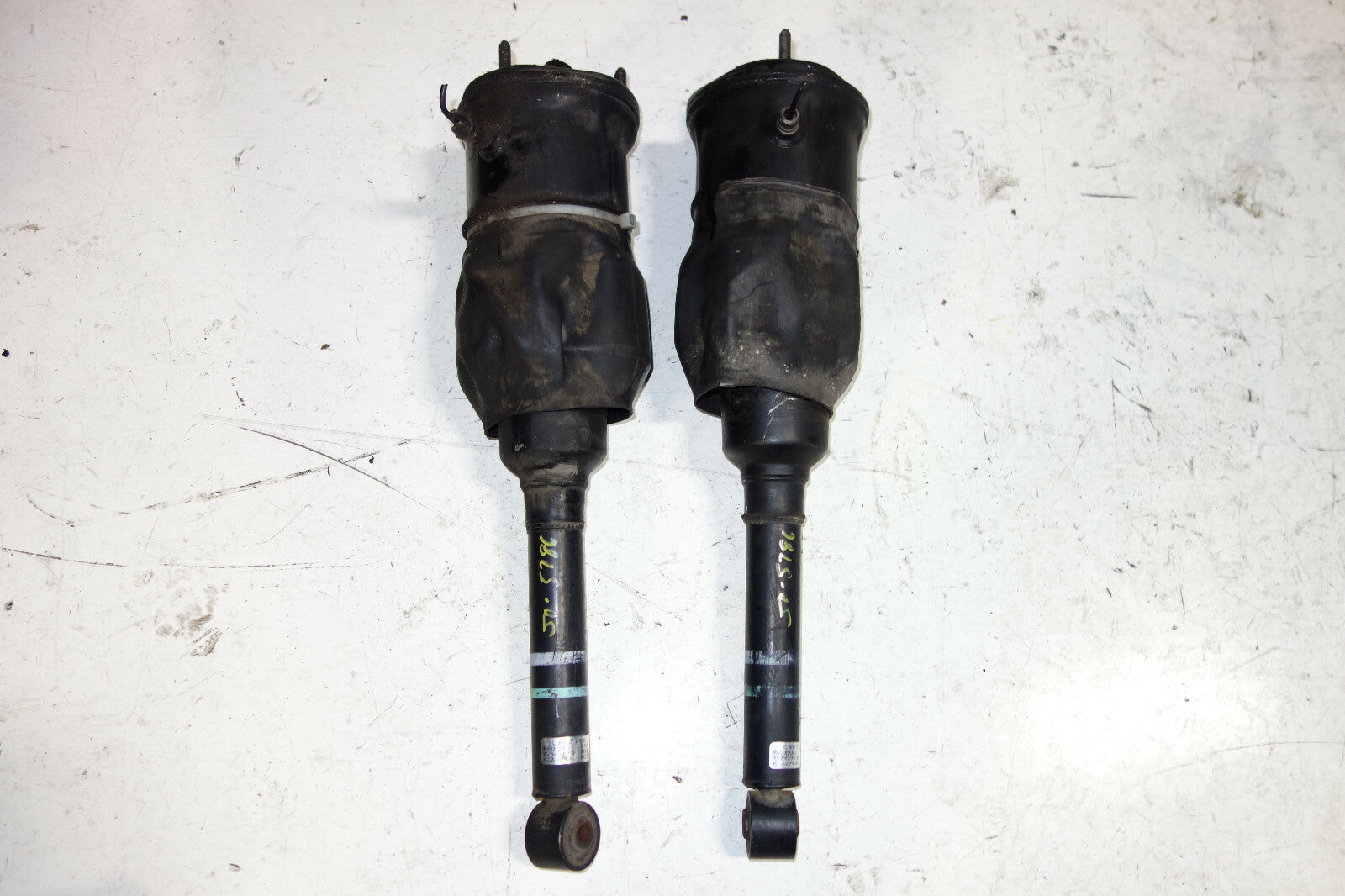 JDM Lexus LS430 Front Air Shock Strut Absorber Left & RIght 2004 2005 2006