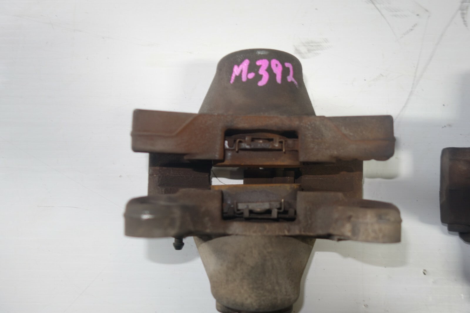 JDM 2001-2005 IS300 SXE10 LEXUS GENUINE REAR BRAKE CALIPERS OEM LEFT & RIGHT