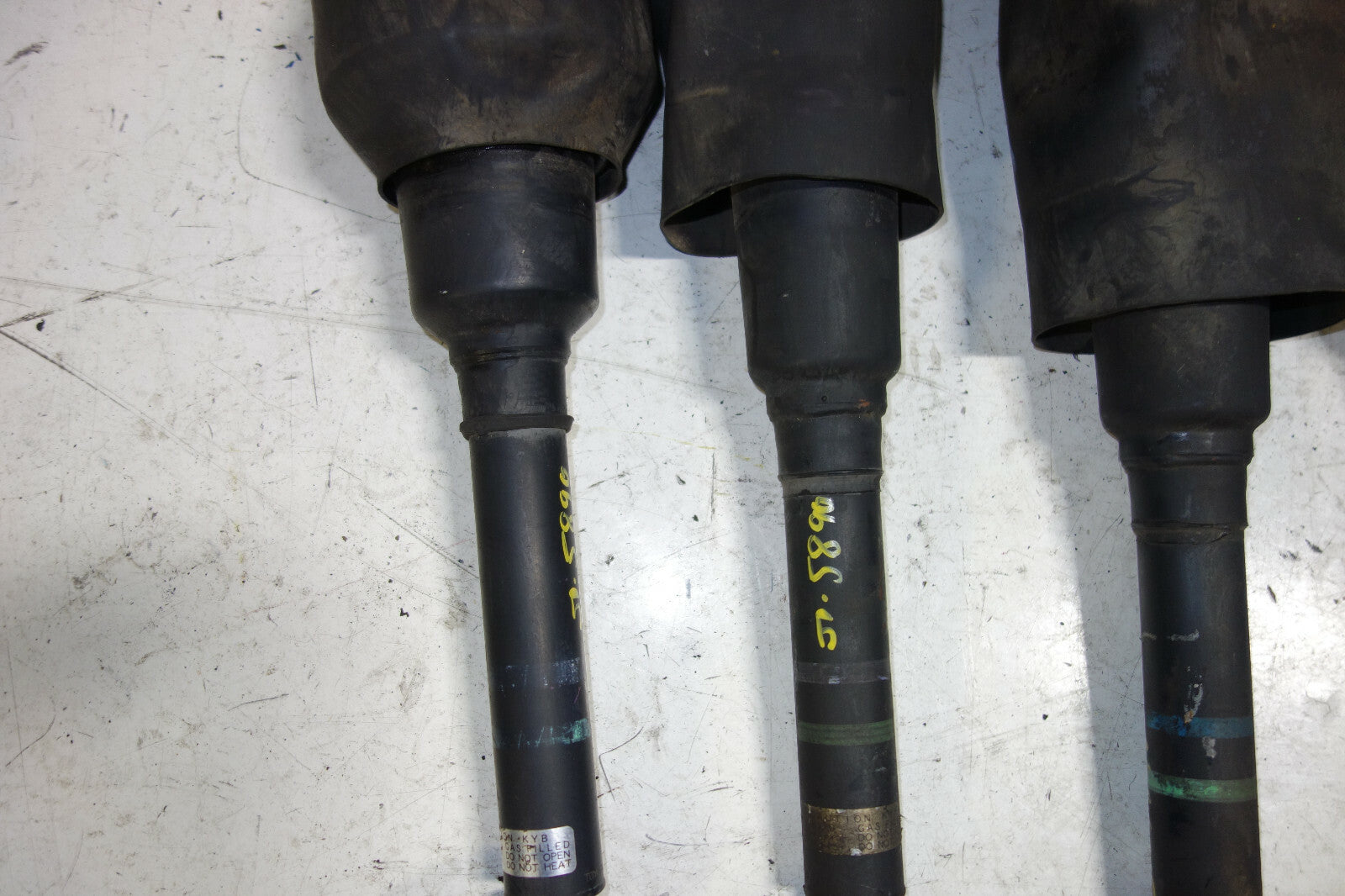 Lexus LS430 Front Rear Left Right Air Shocks Struts Absorbers 2001-2006 Pair JDM
