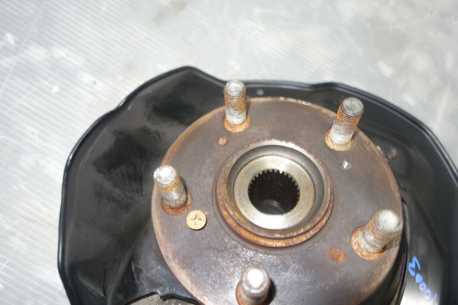 JDM 2005-2012 ACURA RL KB1 OEM FRONT RIGHT WHEEL HUB BEARING SPINDLE KNUCKLE RH
