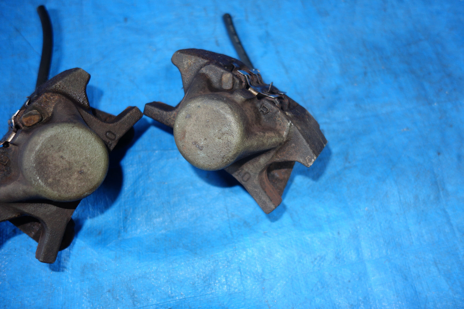 JDM Lexus is300 OEM Rear Brake Calipers Orignal Low Mileage RH LH 2001-2005