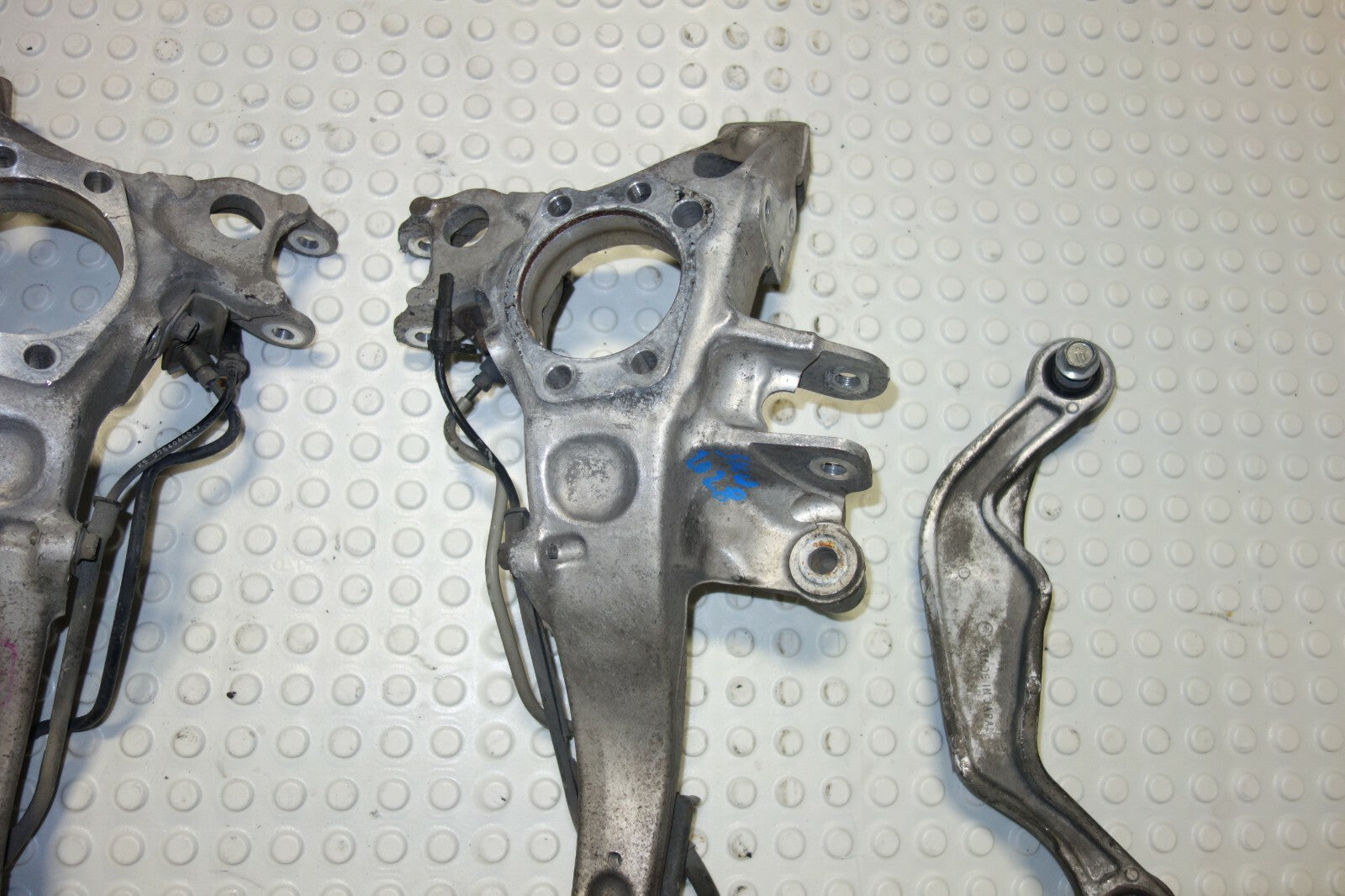 JDM Subaru Legacy Spec-B Aluminum Rear Trailing Arms 2005 2006 2007 2008 2009