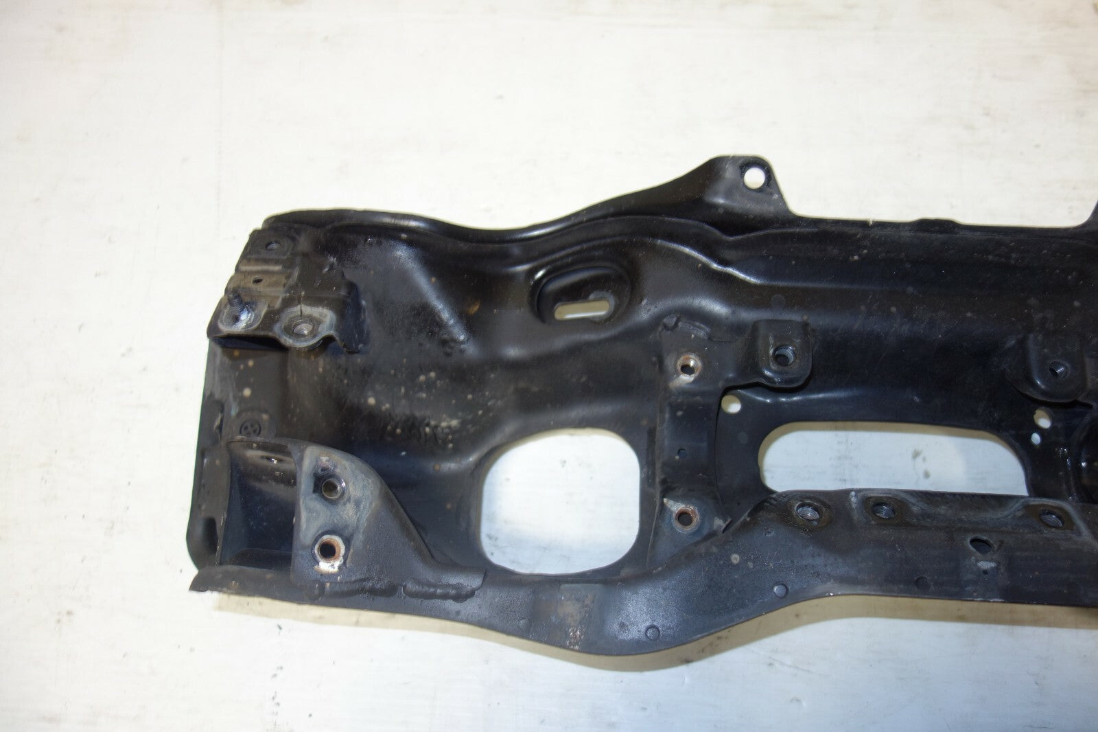 JDM Subaru Legacy Front Engine Subframe Crossmember Cradle Sub Frame 2005-2009
