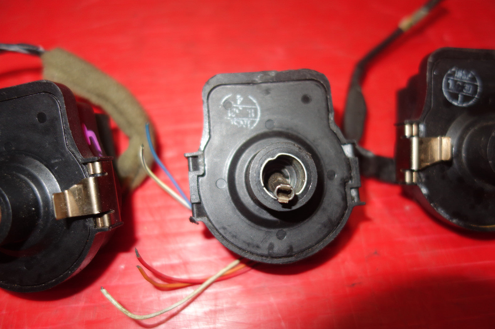 JDM Lexus LS430 OEM Air Actuator Absorber Control Pump 89242-30040 #JDJ