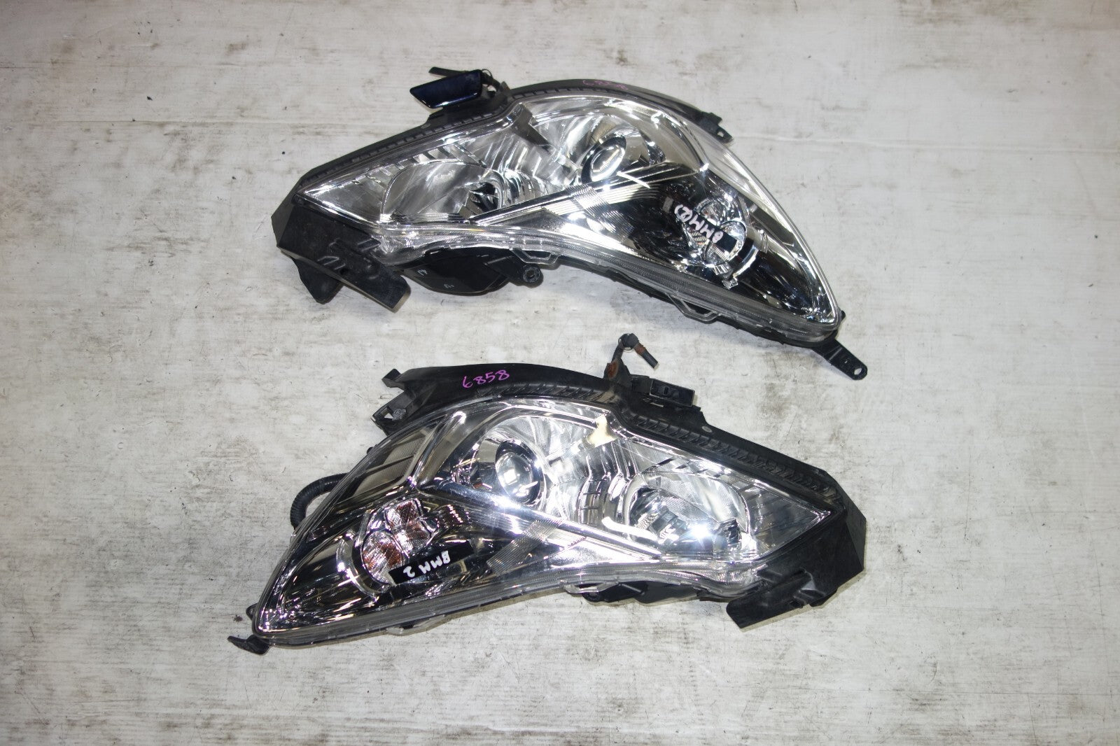 JDM Subaru Legacy Outback Clear Headlights Lamps HID Genuine 2010-2014