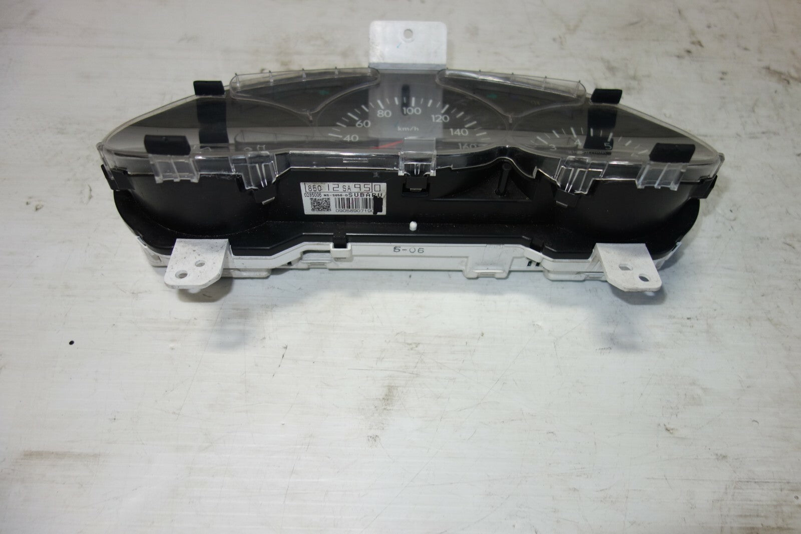 JDM SUBARU FORESTER SG5 MANUAL 5 SPEED GAUGE CLUSTER SPEEDOMETER 2003-2008
