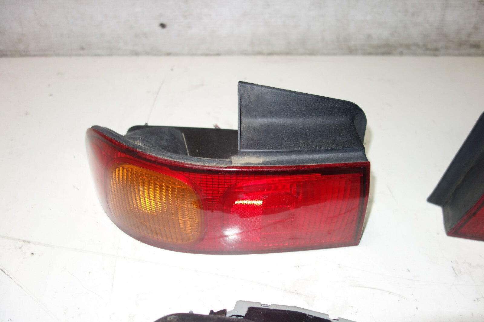 JDM Honda Acura Integra DB8 Rear Tail Lights Lamps OEM 4-door 1994-2001