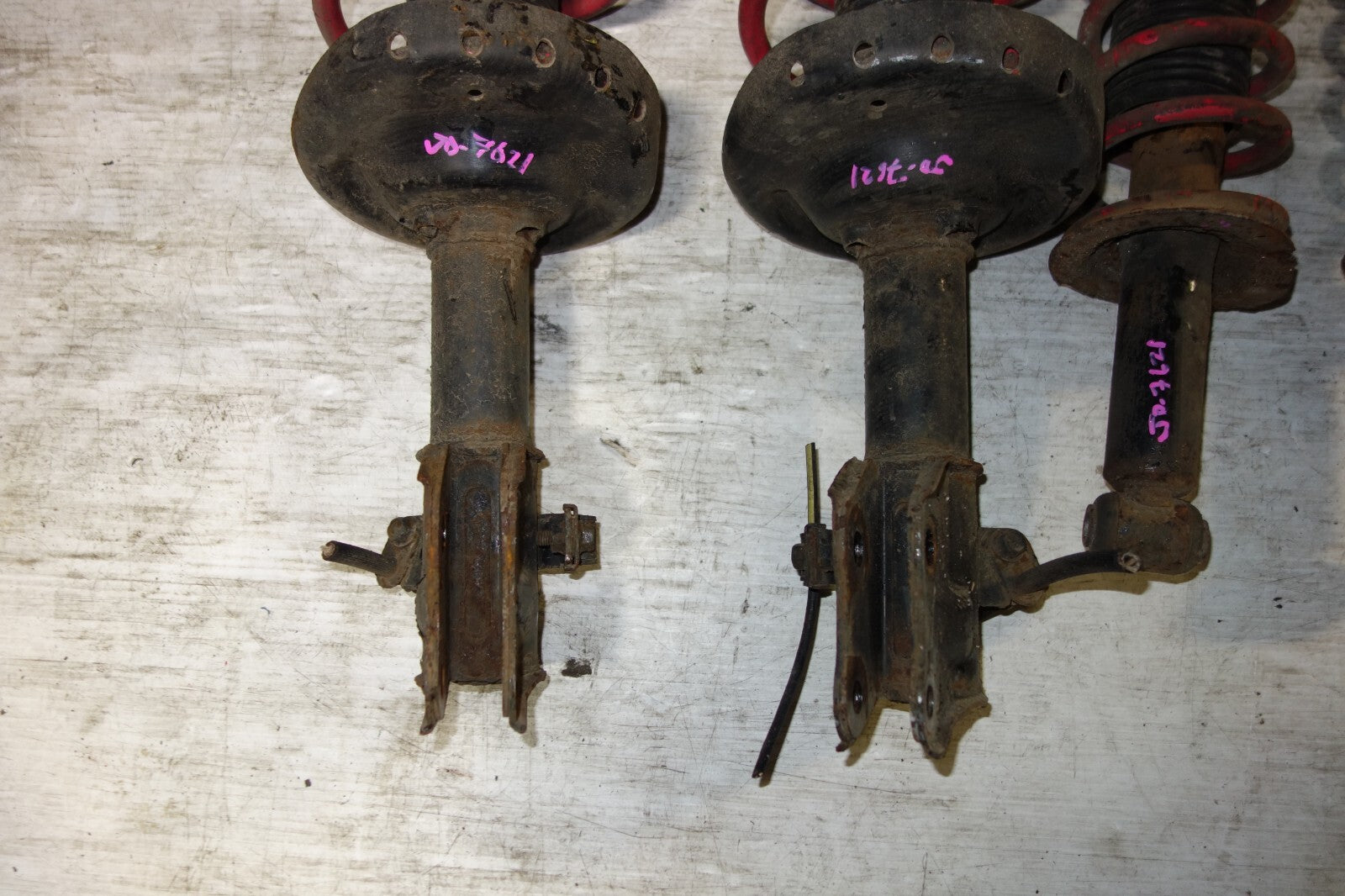 JDM 2005-2009 SUBARU LEGACY STI SHOCKS FRONT & REAR COIL STRUTS