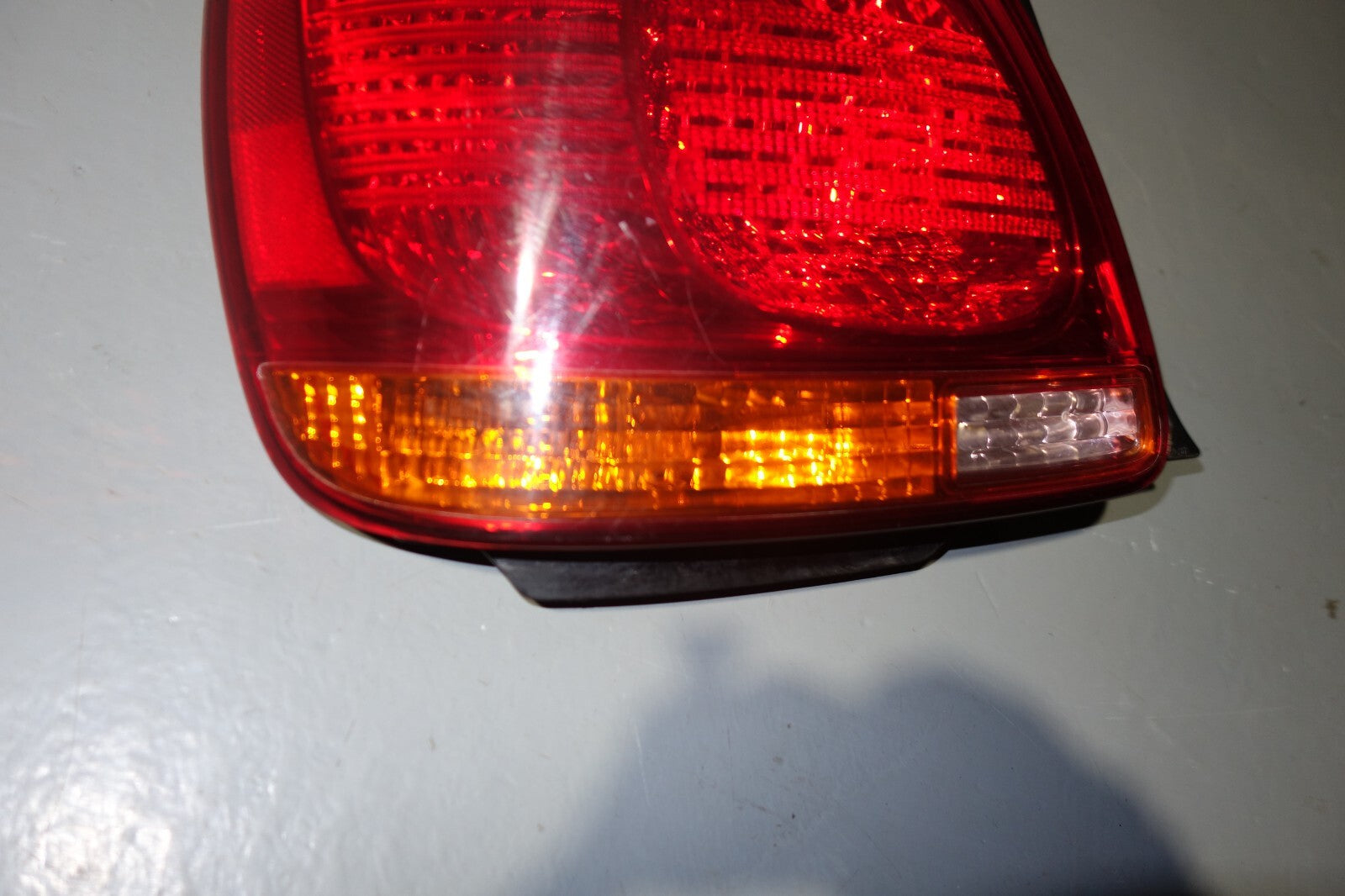 JDM 98-05 TOYOTA ARISTO TAIL LIGHT LEFT SIDE LEXUS GS300 GS400 GS430 TAIL LIGHT