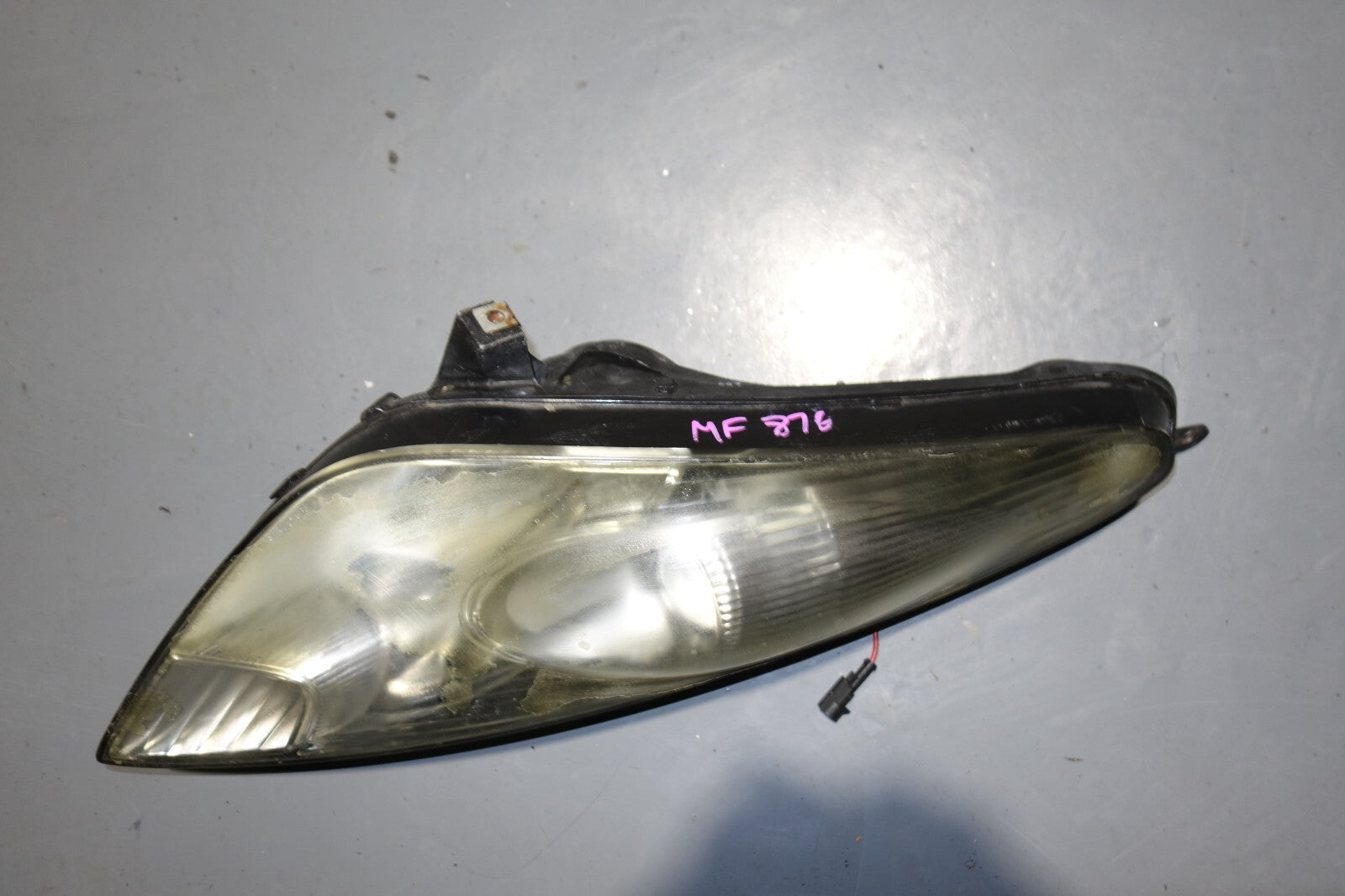 JDM Toyota Celica Genuine OEM Headlight Halogen Right side zzt231 2000-2005