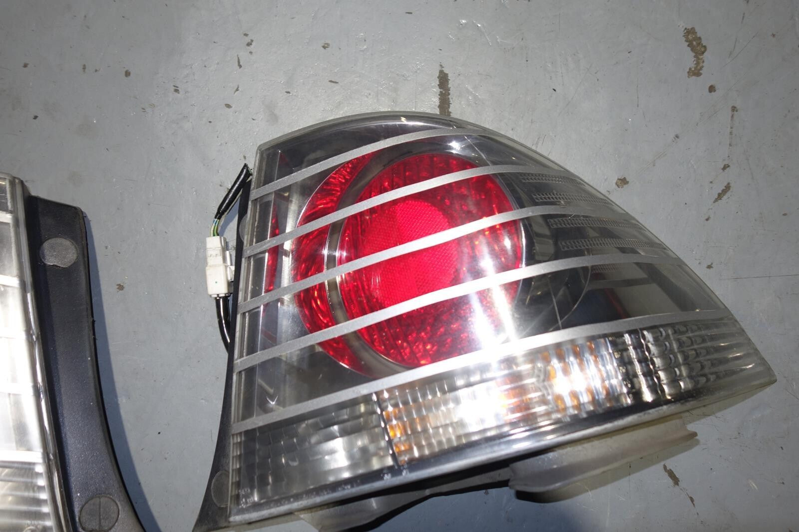 JDM LEXUS IS300 2001-2005 TAIL LIGHTS TOYOTA ALTEZZA SEX10 TAIL LAMP 2001-2005