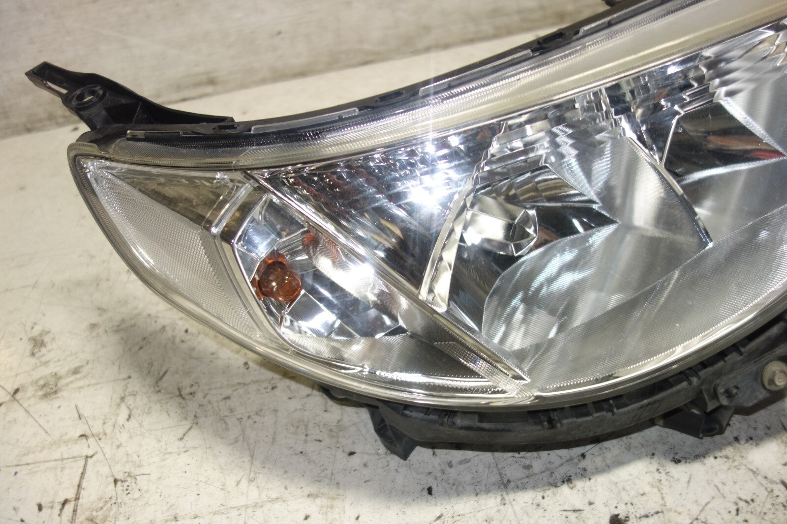 JDM Subaru Forester Headlight Right Side HID 2009 2010 2011 2012 2013 OEM SH9