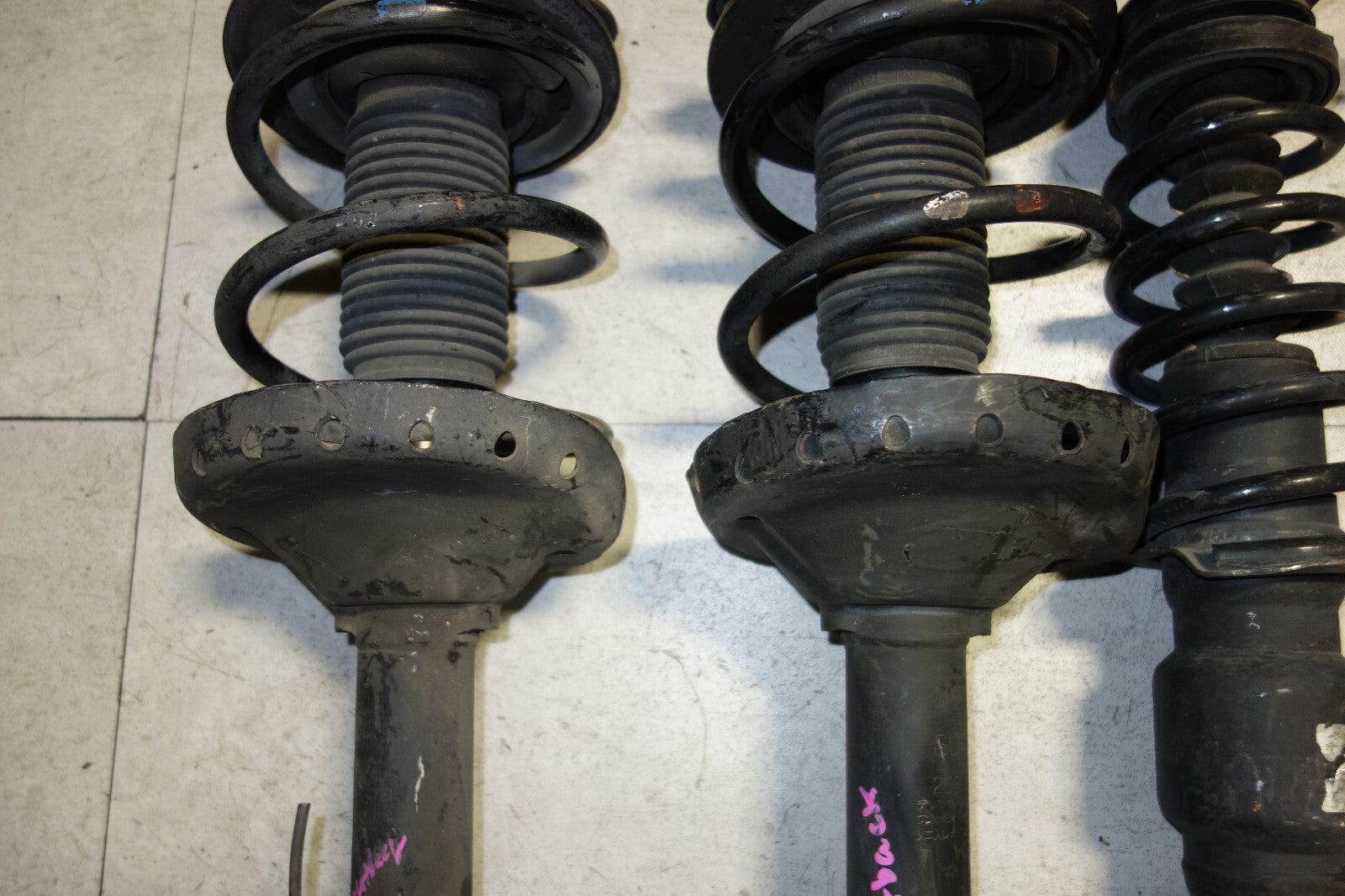 JDM Subaru Legacy Wagon Outback KYB Shocks Coil Springs Strut Suspension 2005-09