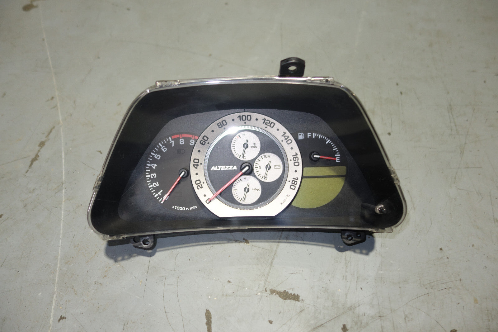 JDM Lexus IS300 Toyota Altezza SXE10 Gauge Cluster Speedometer SXE10