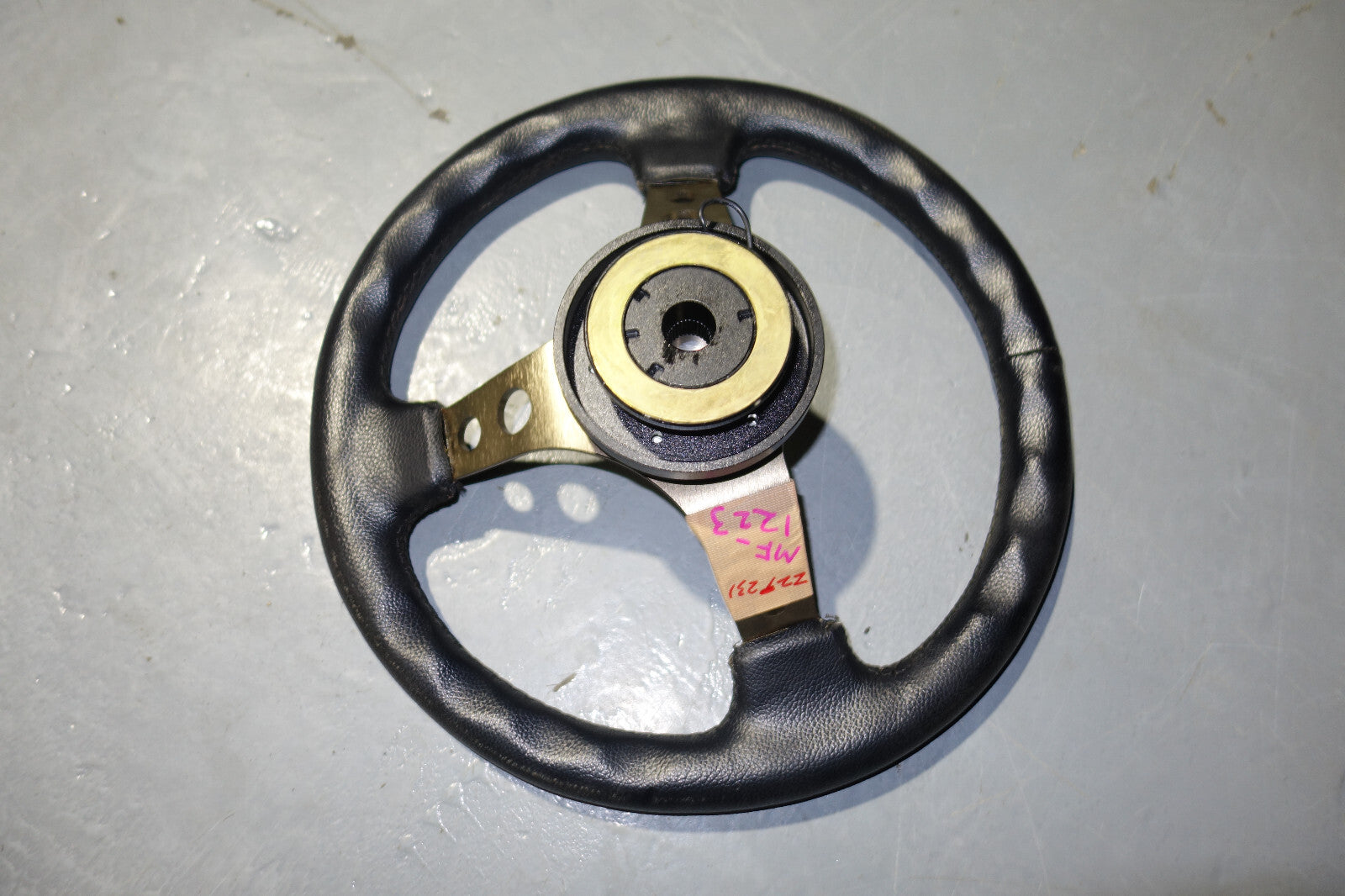 JDM Toyota Celica Steering Wheel & hub ZZT231 ZZT230 2001-2005