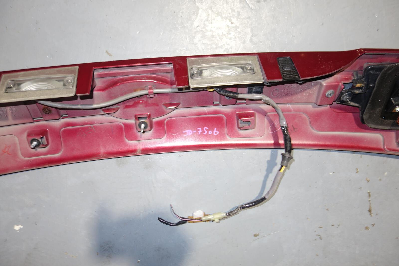JDM Subaru Legacy Outback BP Rear Center Garnish Tail Lights Reverse 2005-2009