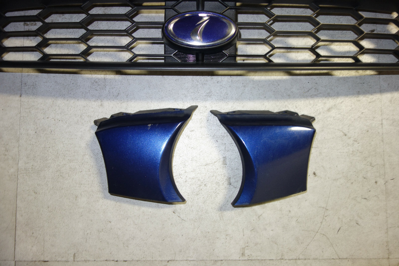 JDM Subaru Impreza WRX STi Outback Sport TS RS Front Grille 2002-2003 Grill V7