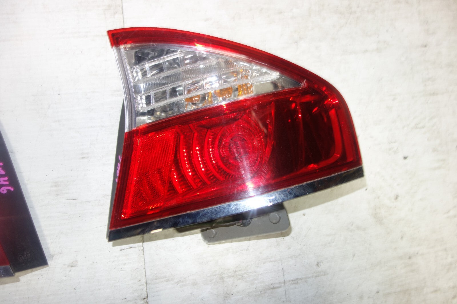 JDM SUBARU LEGACY BL5 OEM USED TAIL LIGHTS LAMPS 4 DOOR SEDAN 2005-2009