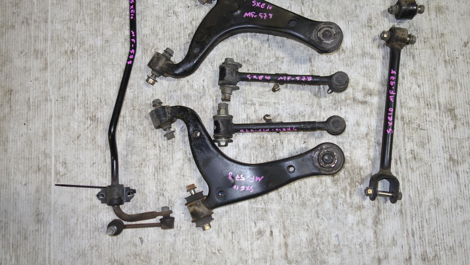 JDM Lexus IS300 / Altezza Rear Control Arms Suspension Set SXE10 OEM 2001-2005