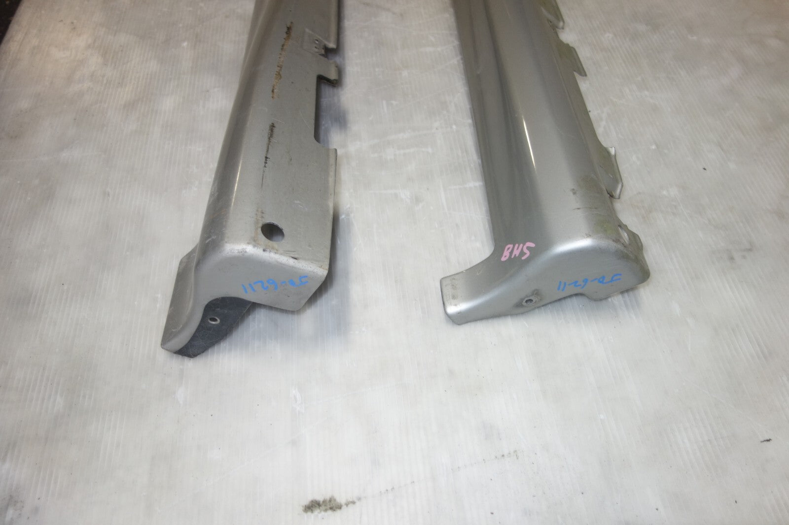 JDM Subaru Legacy B4 Optional Side Skirts Panels Be5 5dr 4dr Silver 2000-2004