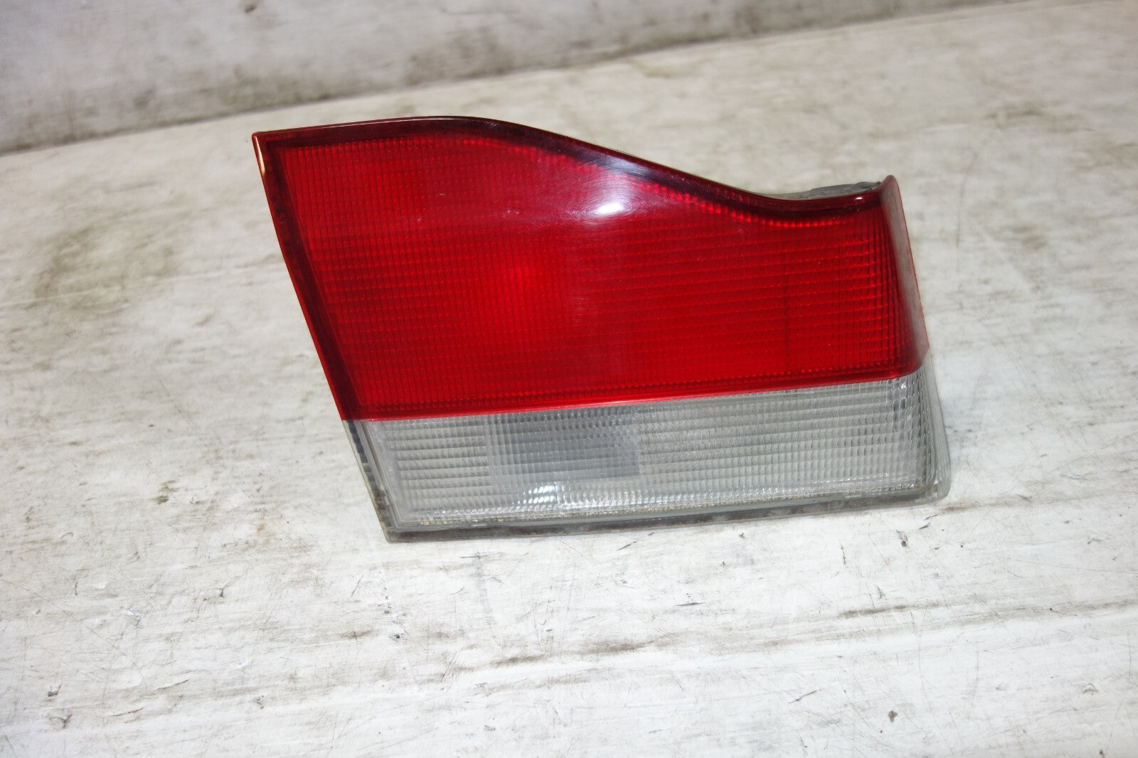JDM 1996-2000 HONDA DOMANI ACURA EL TRUNK LIGHT LEFT SIDE LAMP FITS ACURA EL