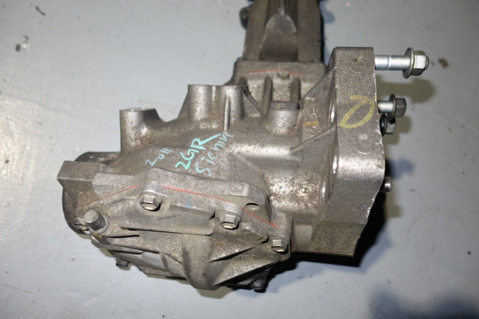 JDM 2011-2019 TOYOTA SIENNA TRANSFER CASE DIFFERENTIAL 2GR 3.5L LOW MILEAGE