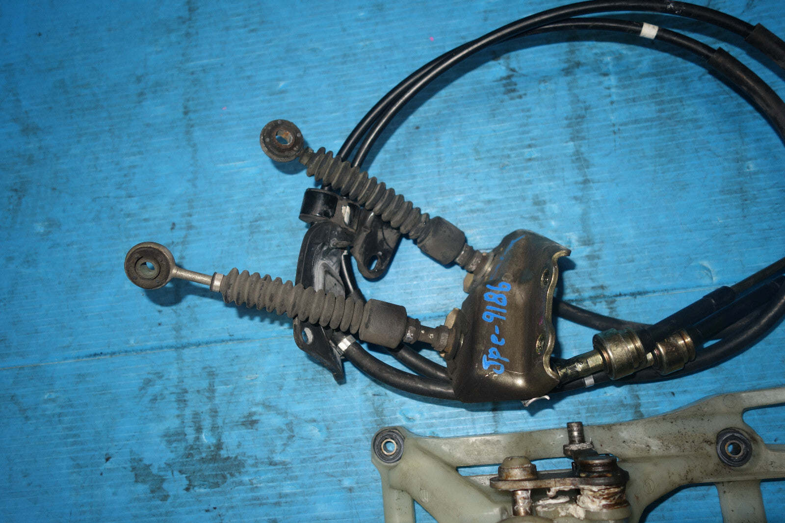 JDM Toyota Celica GT 5speed 6speed Manual Transmission Shifter Cables 2000-2005