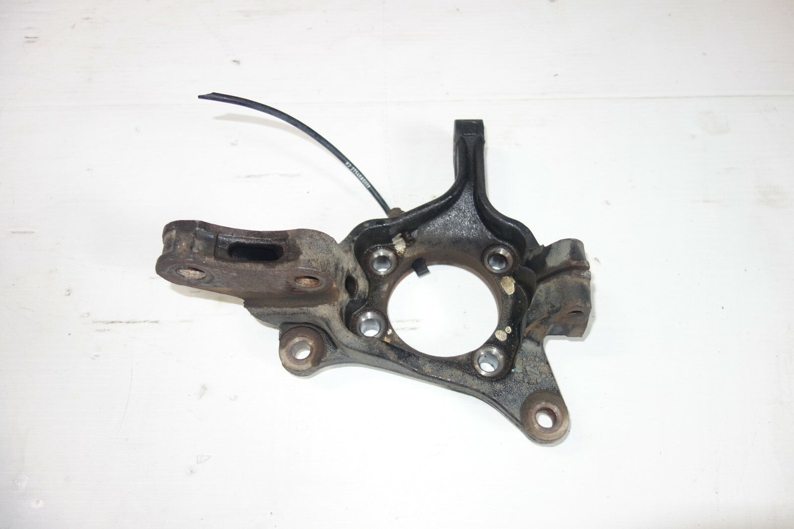Subaru Forester Knuckle Spindle Front Left & Right 2009 2010 2011 2012 2013 2014