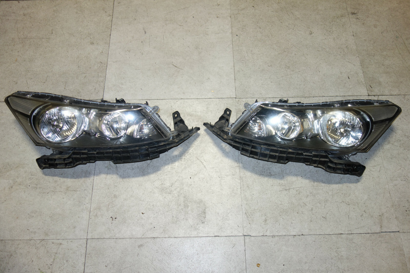 JDM Honda Accord CP3 Original HID Headlights Ballasts 2008-2012 Honda Inspire