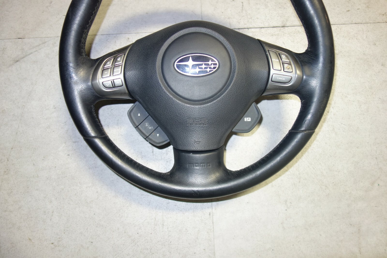 JDM SUBARU LEGACY MOMO STEERING WHEEL GT BP BPE BP5 BL5 BL9 BP9 KOUKI 2004-2009