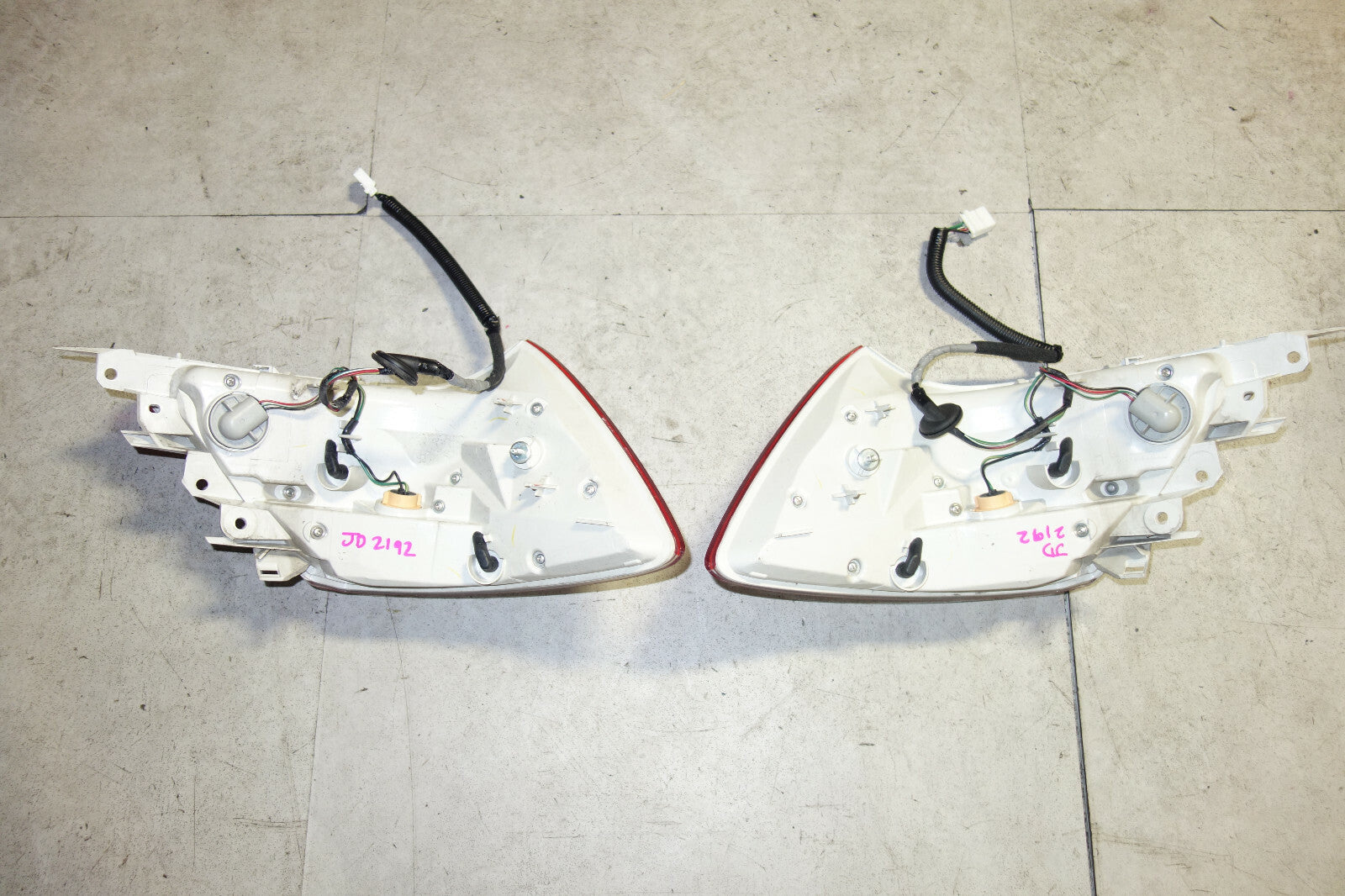JDM Acura RL KB2 Tail Lights Lamps OEM 2009 2010 2011 2012 Left + Right