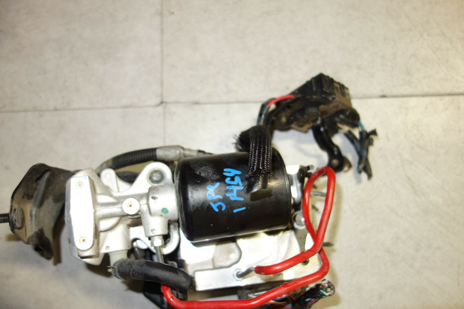 2007-2011 LEXUS LS460 LS600H HYBRID ABS PUMP ACTUATOR BOOSTER MOTOR ASSEMBLY