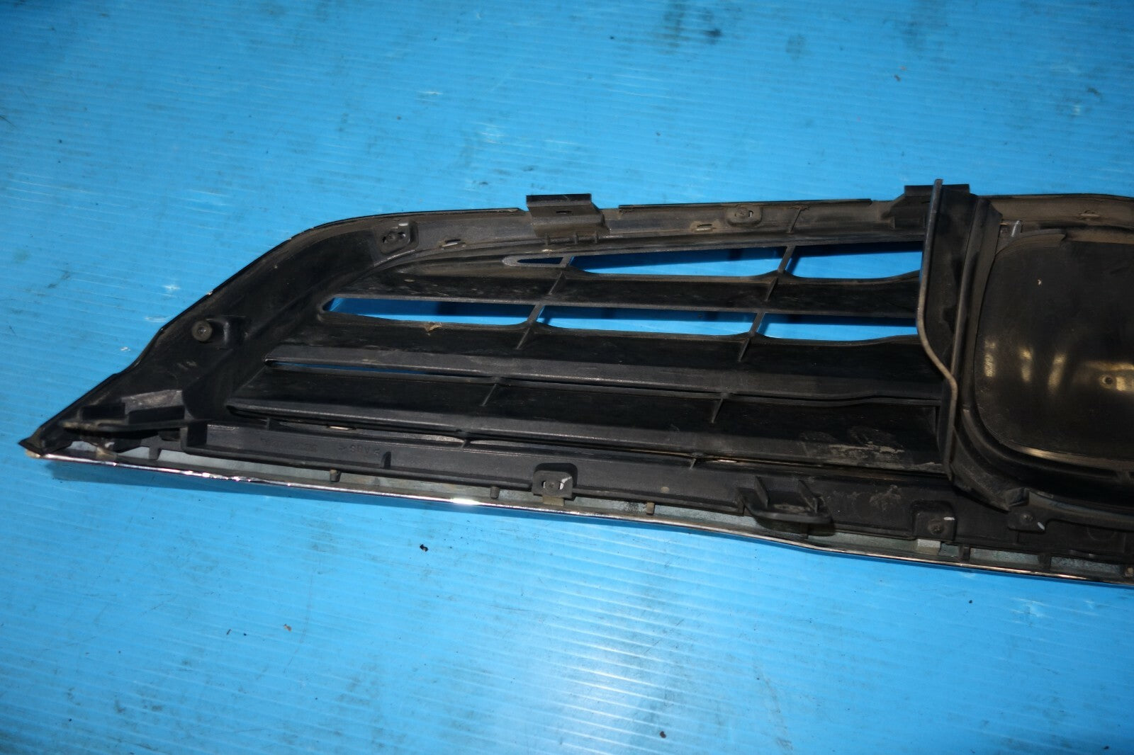 JDM Honda Accord / Inspire UC1 OEM Front Grille 2003-2007 Sedan #6014