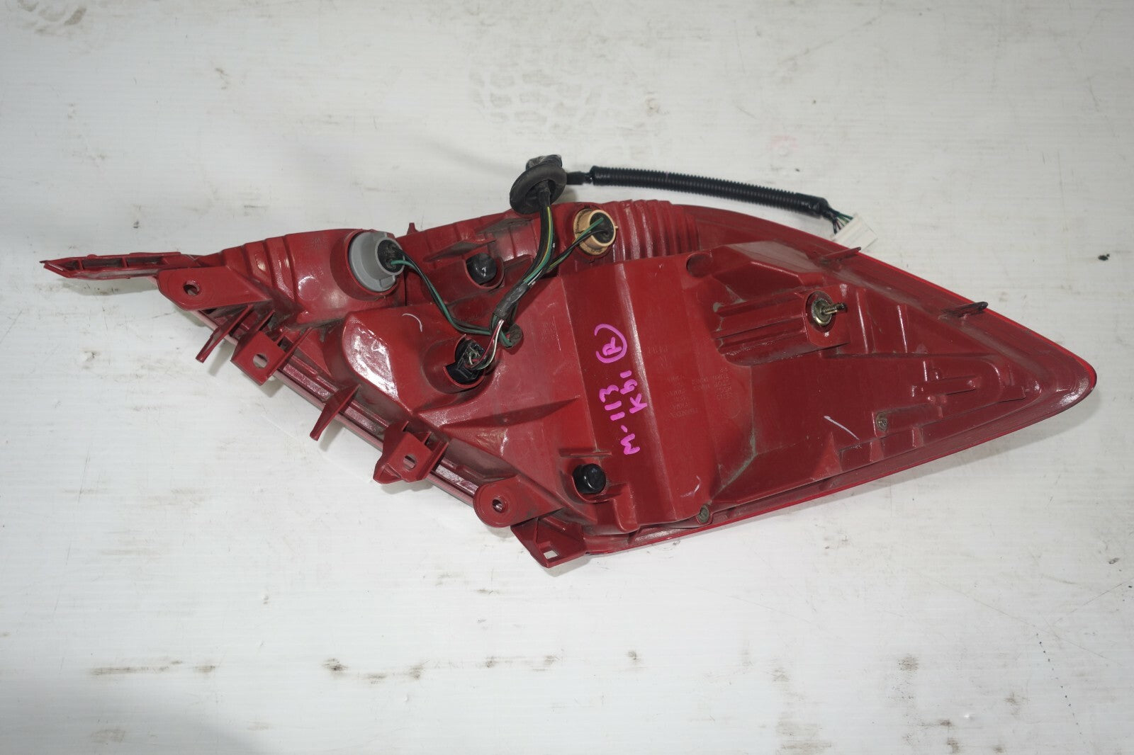 JDM 2005-2008 ACURA RL REAR RIGHT TAIL LIGHT OEM TAILLIGHT GENUINE LAMP KB1