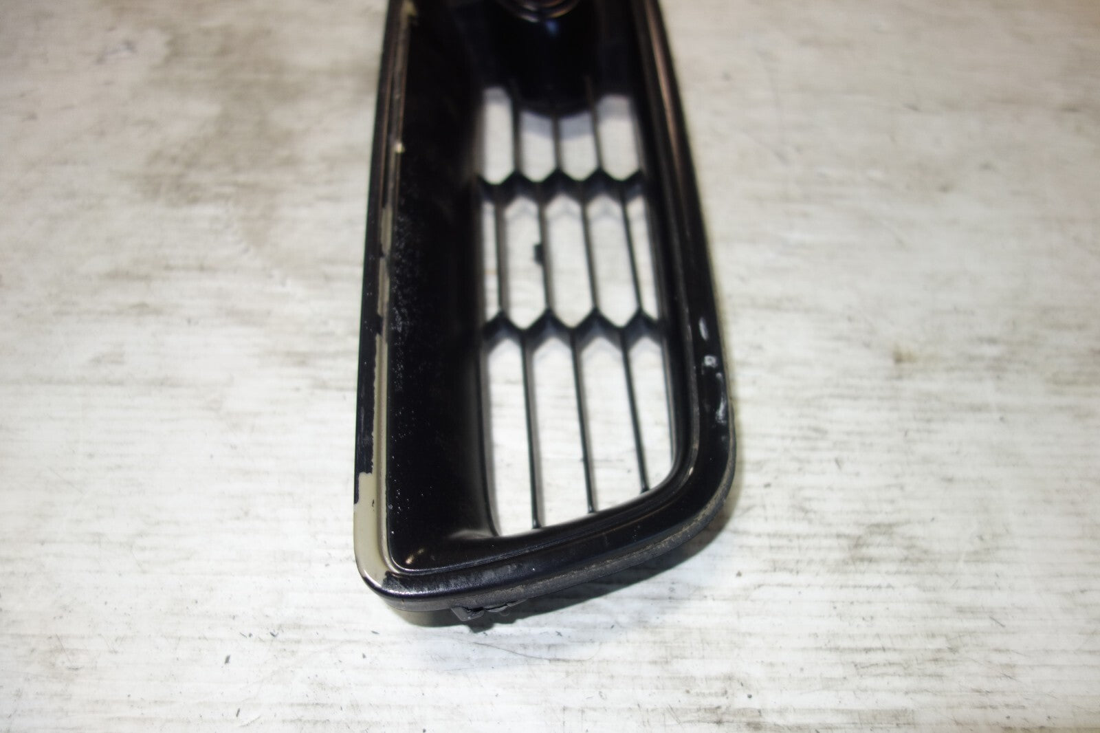 JDM Subaru Legacy BH5 Front Grille Grill Honeycomb 2000-2004