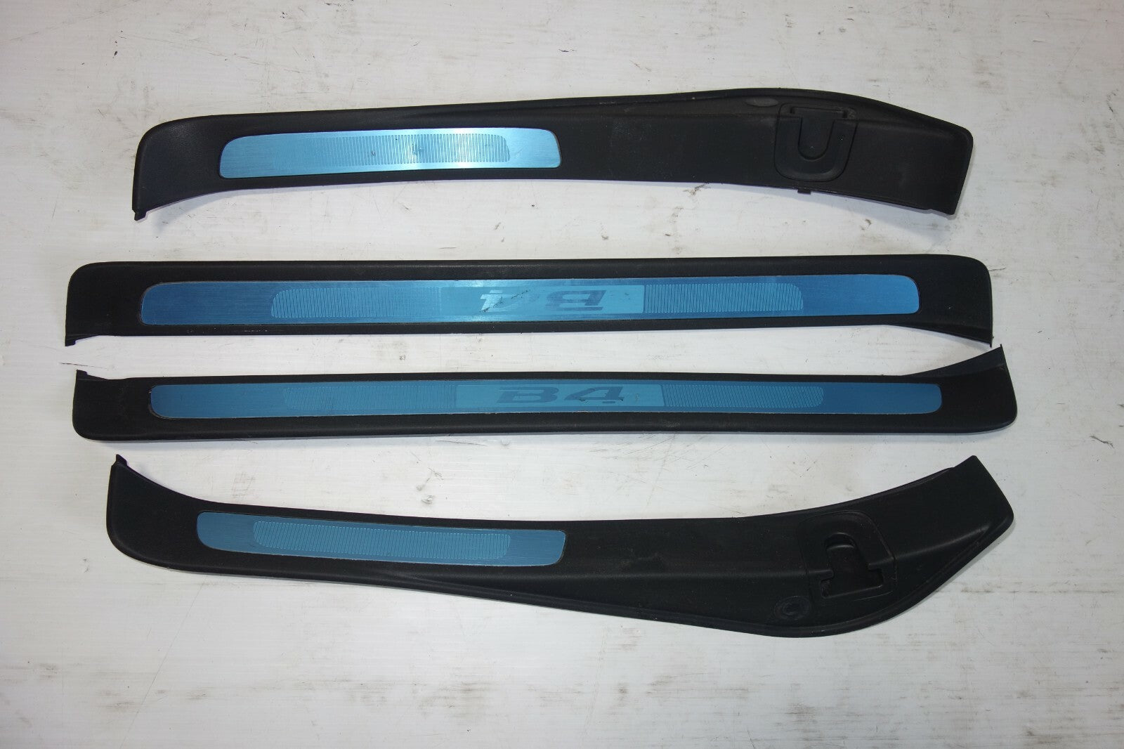 JDM 05-09 GENUINE SUBARU LEGACY B4 OEM DOOR SILLS SCUFF PLATES STEPS SILL