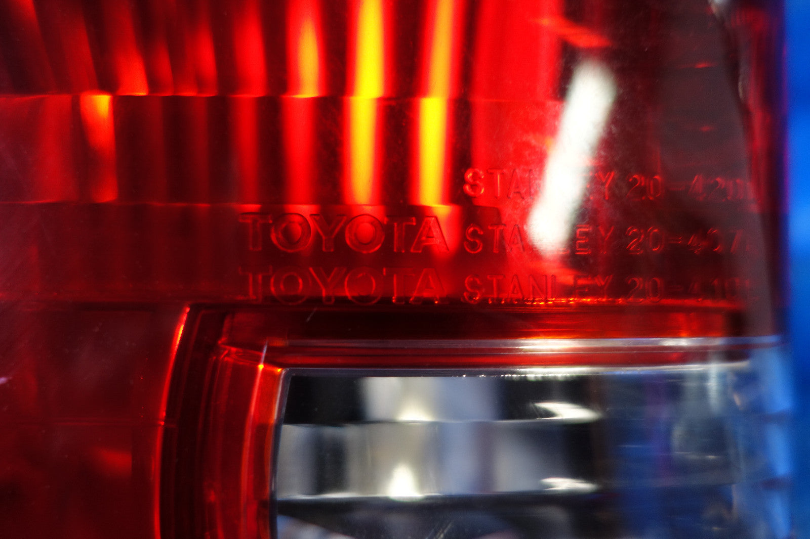 JDM Toyota Celica OEM Rear Tail Lights Lamps Left & Right ZZT231 2000-2005 #2109