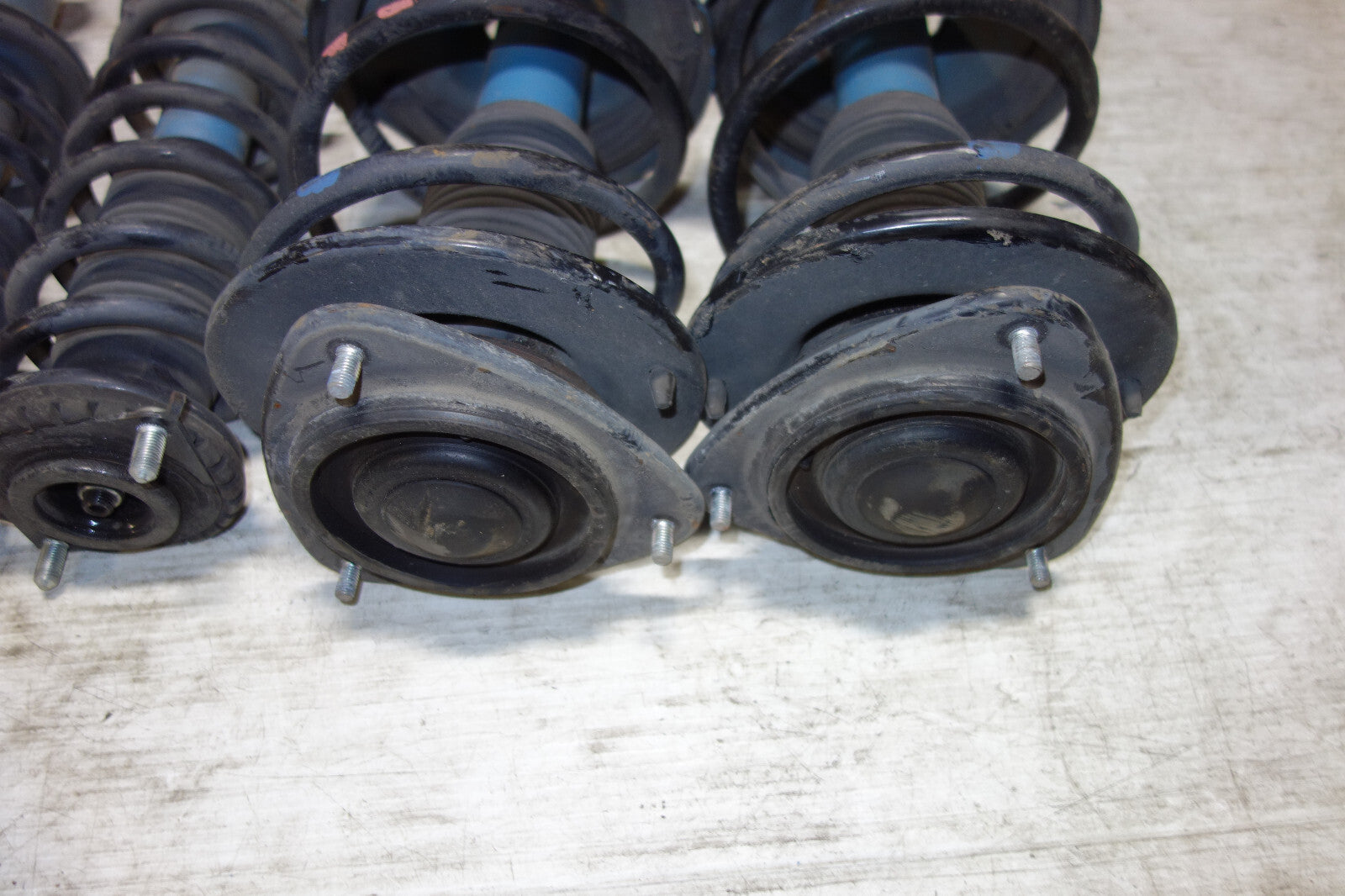 JDM Subaru Legacy KYB NEW SR SPECIAL Shocks Struts Springs Suspension 2005-2009