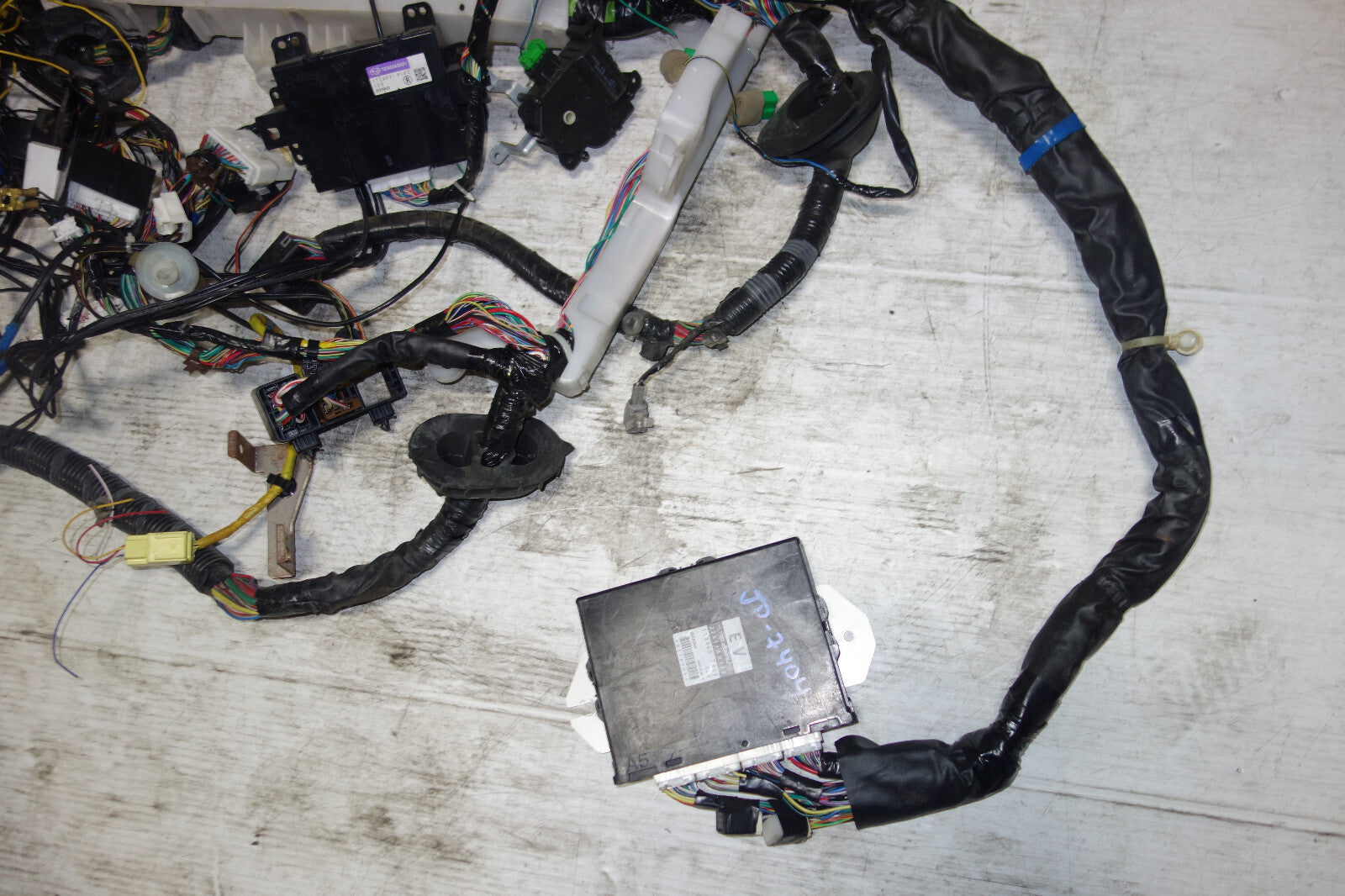 JDM Subaru Legacy EJ20 Turbo 6speed Computer Wire Harness Loom Wiring 22611AN150