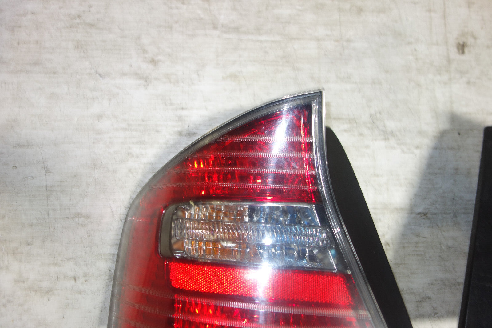 JDM Subaru Legacy OEM Left & Right Tail Lights Lamps Sedan LH RH 2005 2006 2007